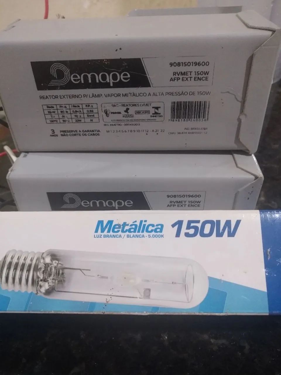 Reator metálico + lâmpada 150W - Foto 2