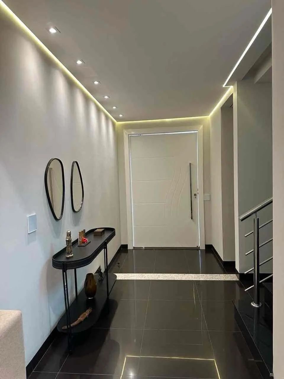 Casa alphaville 1 para locação ou Venda com 3 suites mobiliada e decorada - Foto 5