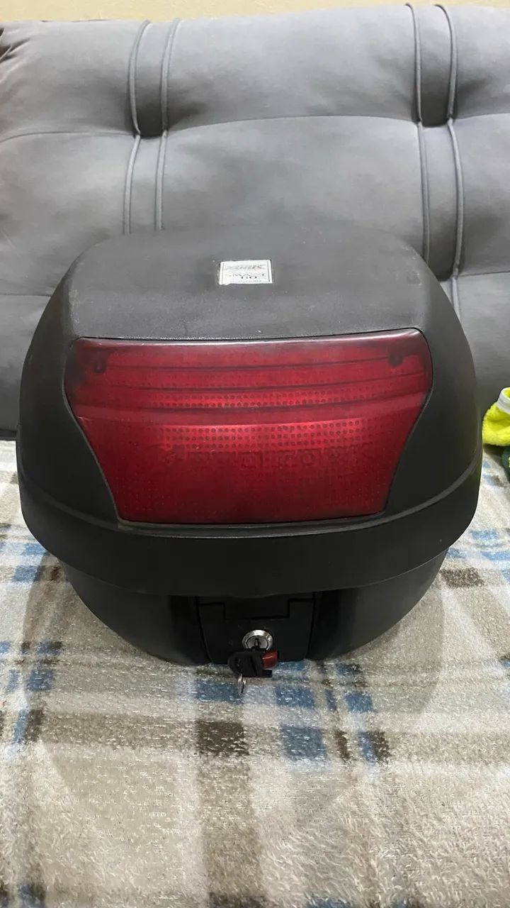 Baú de moto universal