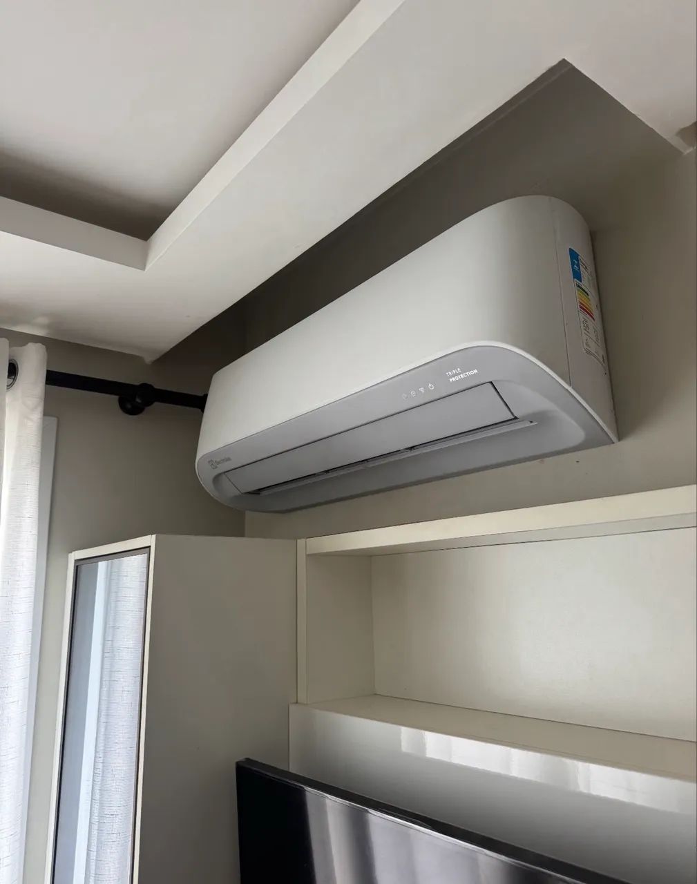 Ar Condicionado Electrolux 12.000 BTUs Inverter Classe A - 220V
