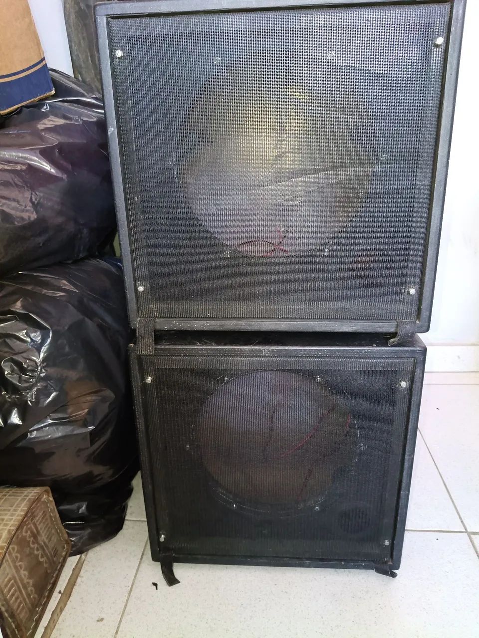 Caixa de som vazia 10 polegadas  - Foto 3