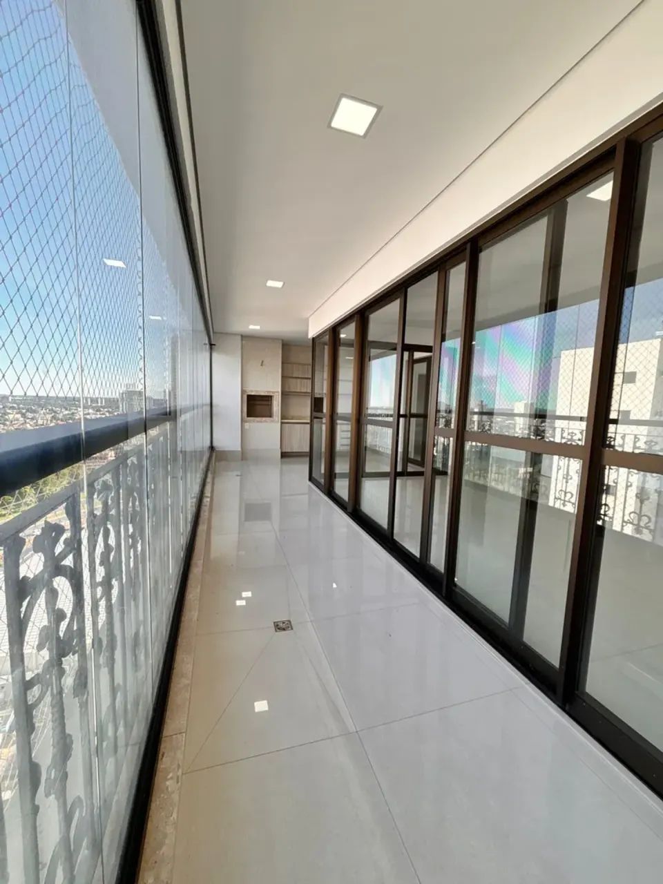 ED. AMERICAN DIAMOND/SOFISTICAÇÃO, ESPAÇO/CONFORTO EM 182m² COM 4 SUÍTES Jd.das Amér - Cui