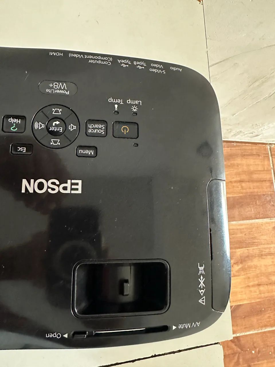 Projetor Epson w8 com garantia de 6 meses
