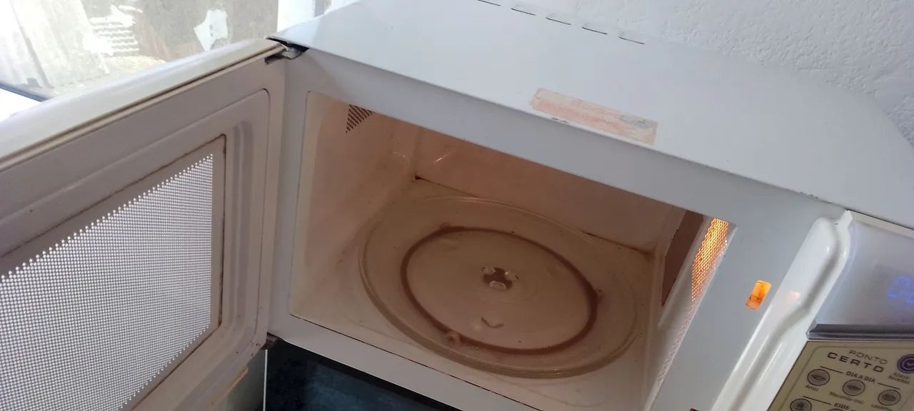 Microondas Eletrolux  30 lts - Foto 5