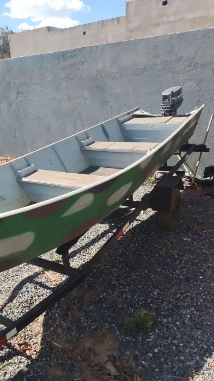 Barco com motor e carretinha  - Foto 2