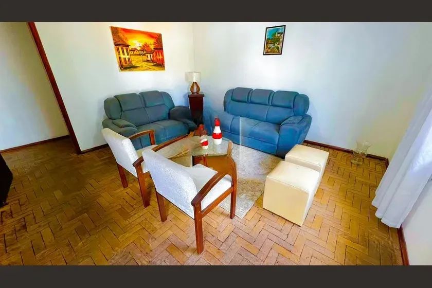 Casa à Venda - São Francisco, 3 Quartos, 500 m2