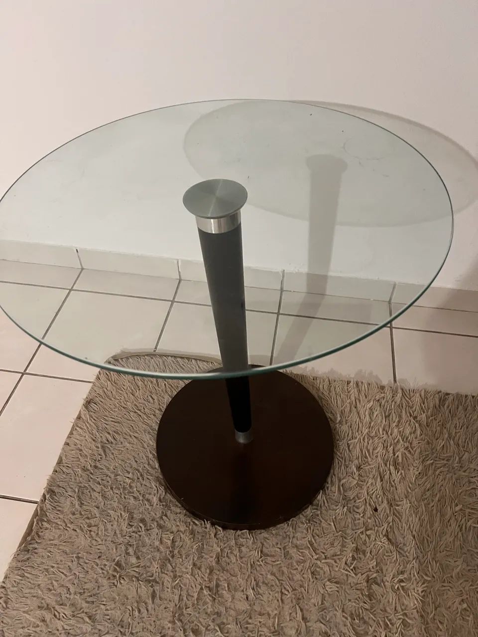 Mesa de canto, madeira legítima 