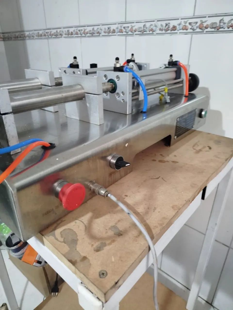 Dousadora de bico duplo pneumática em aço inox - Foto 5