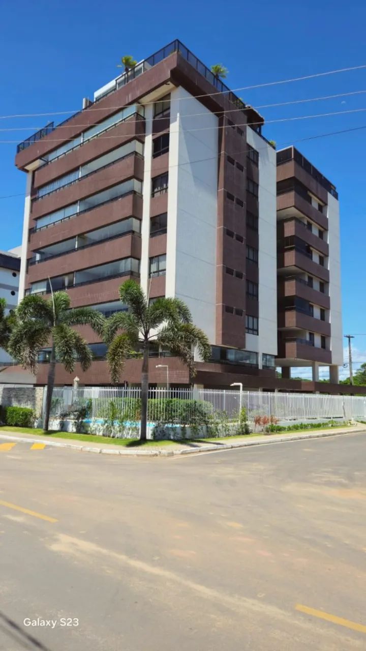 Ap Mobilado na praia de areia dourada  com 3 quartos em cabedelo