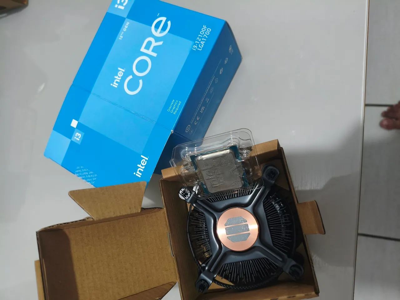 Processador Intel i3 12100F + cooler - Foto 5