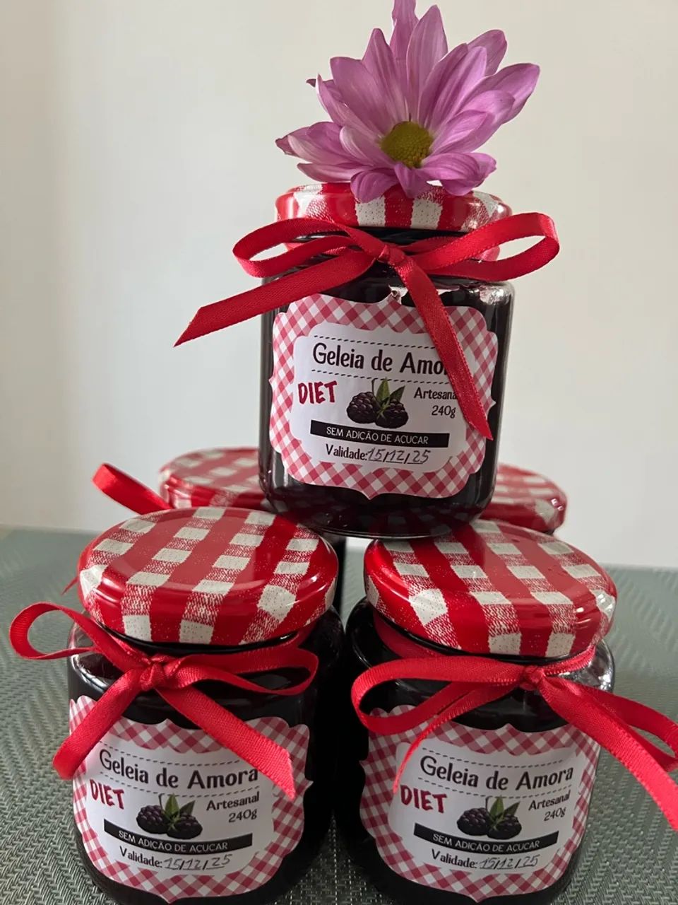 Geleias de amora  - Foto 2