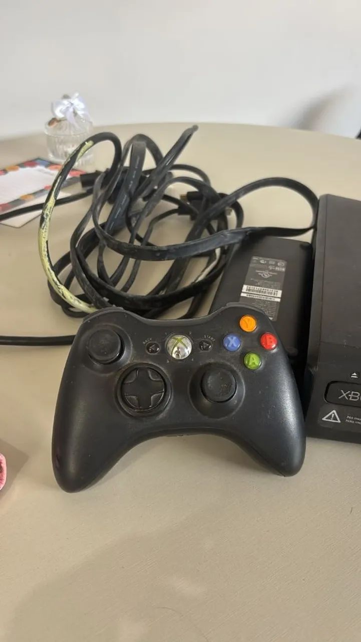 Xbox 360 com controle e acessórios - Foto 3