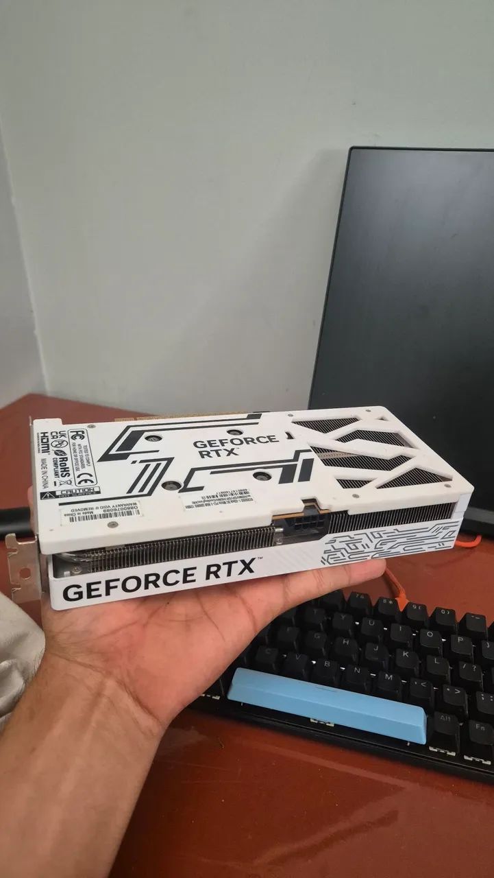 PLACA DE VIDEO GEFORCE RTX 5050 GALAX - Foto 2