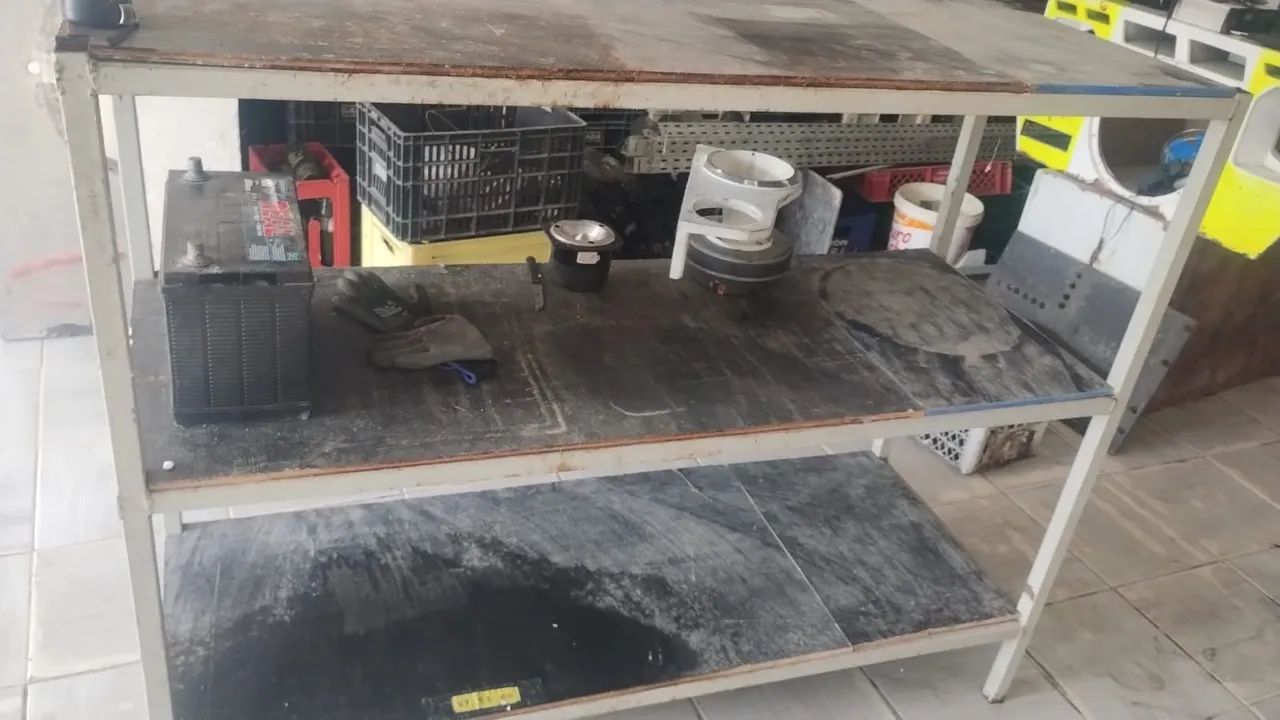 Prateleira/Bancada de Ferro Reforçada
