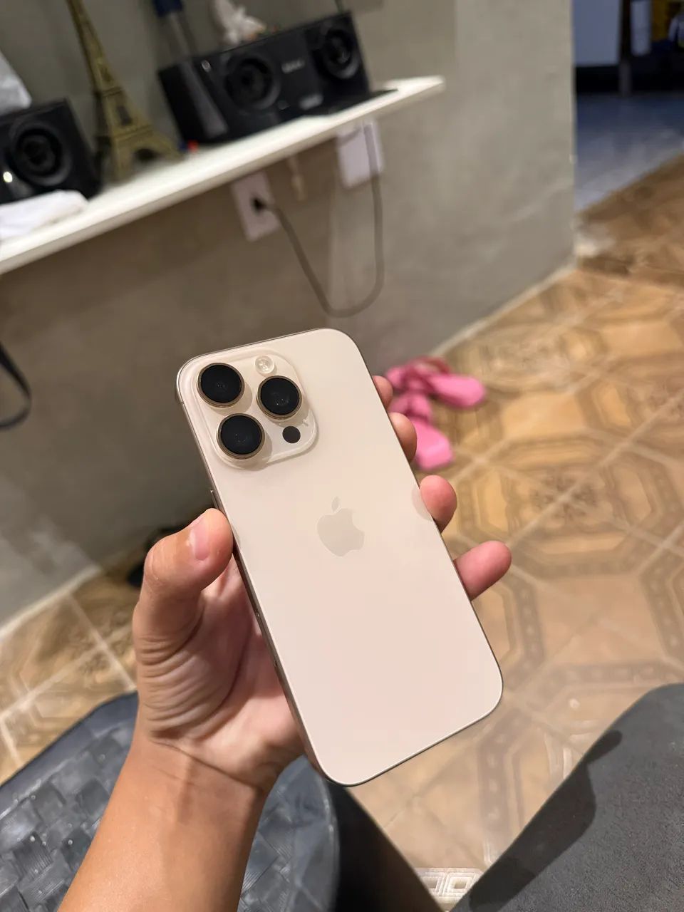 iPhone 16 pro  - Foto 2