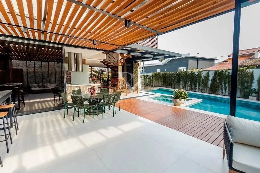 Casa com 4 suítes e piscina na Lagoa da Conceição, Florianópolis - Foto 3
