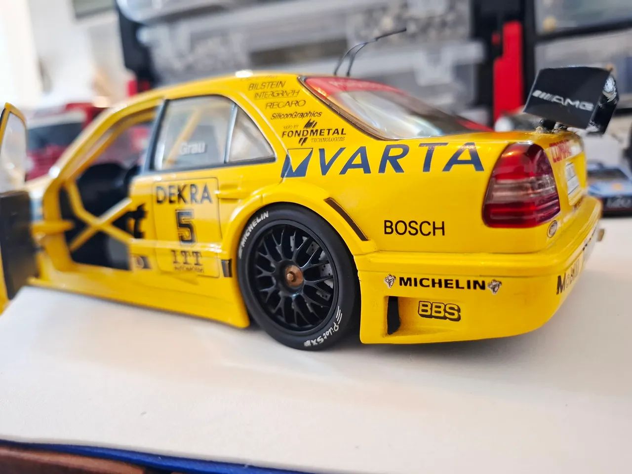 Miniatura Mercedes C-Class DTM- UT-1:18!!! - Foto 5