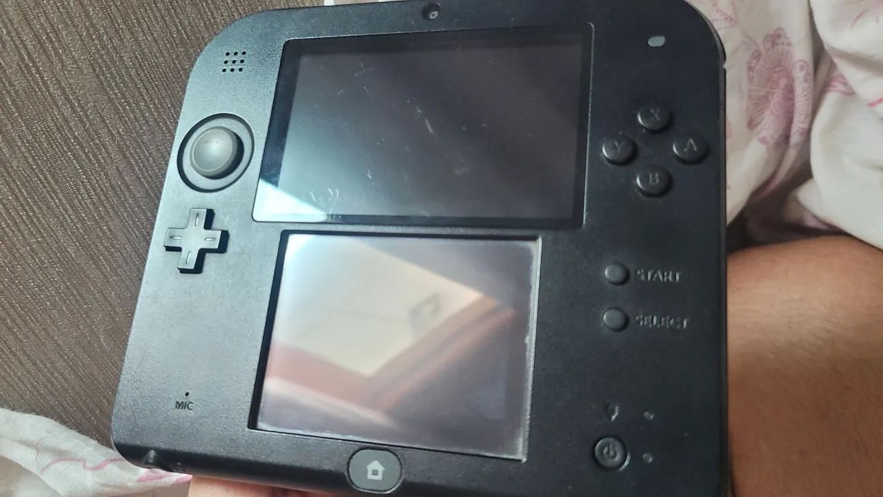 Nintendo 2DS - Foto 2