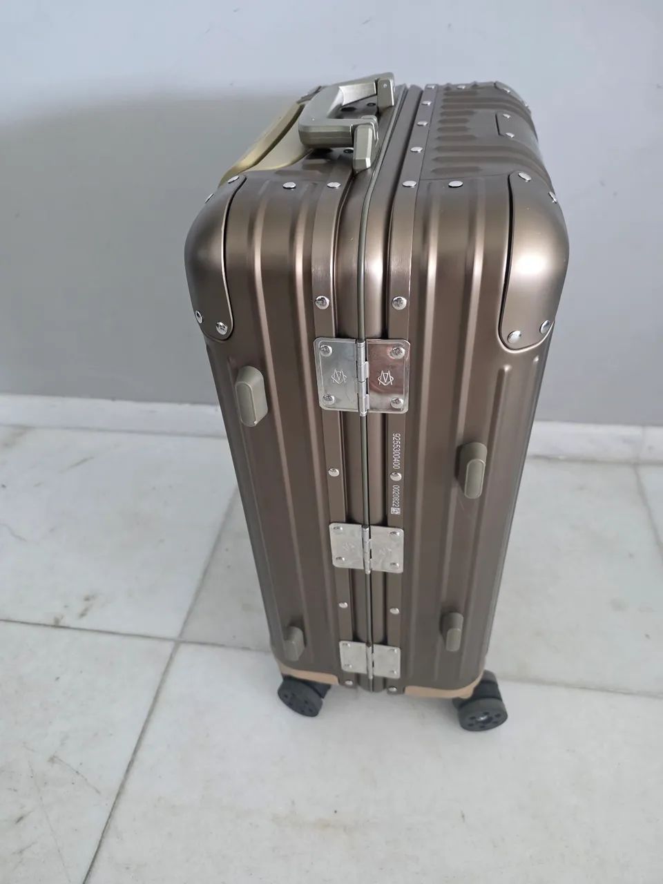 Rimowa Cabin alumínio - Foto 2