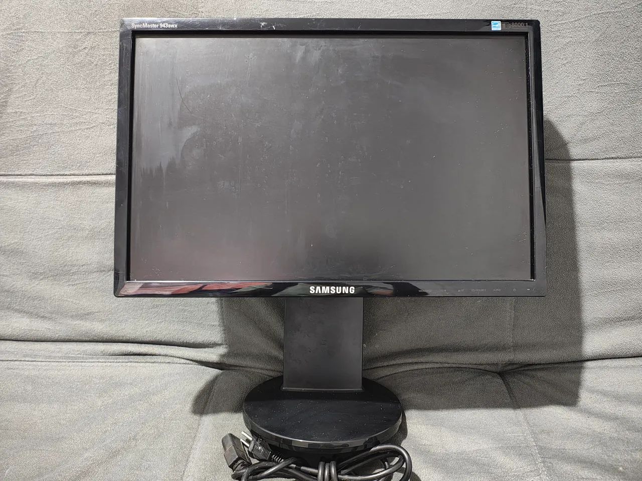 VENDO MONITOR SAMSUNG - 19 POLEGADAS