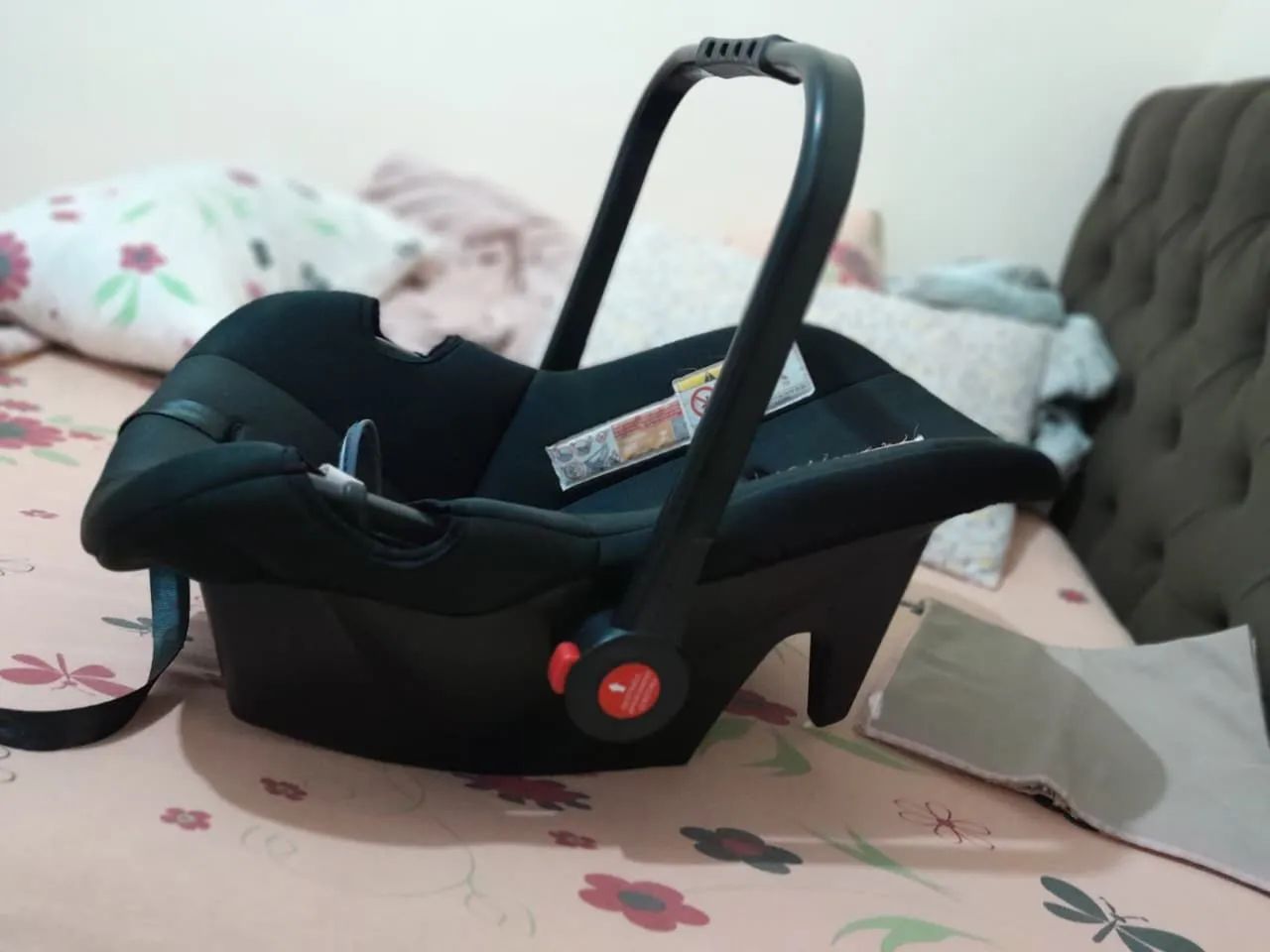 Bebê conforto e fralda  - Foto 4
