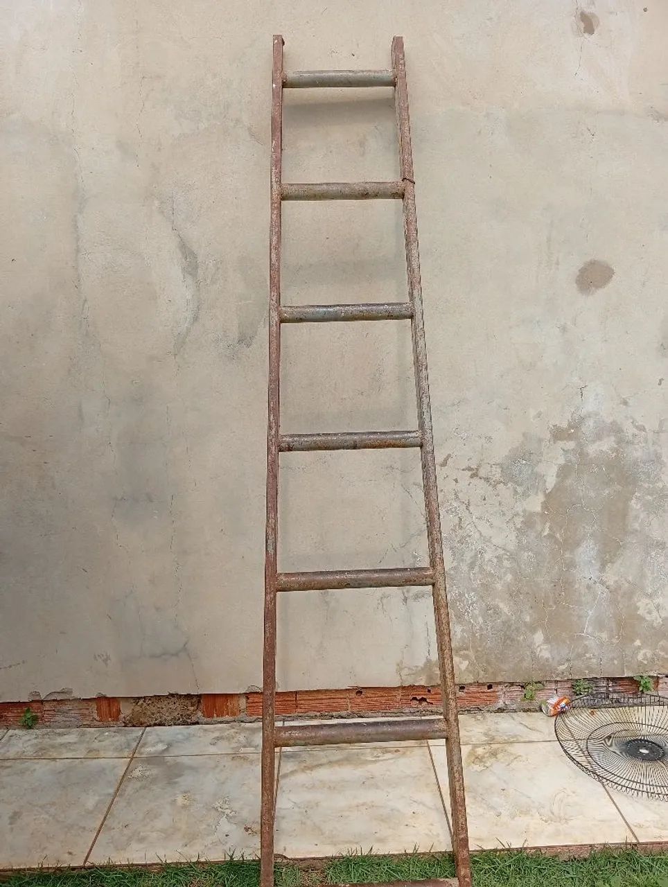 ESCADA DE FERRO 7 DEGRAUS 