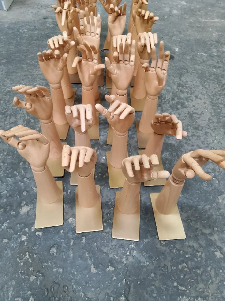 Manequim de mão  - Foto 3