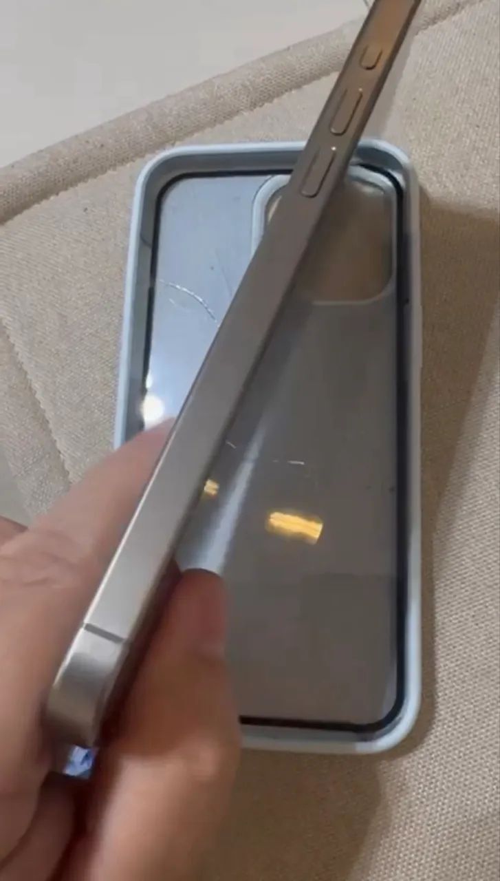 iPhone 15 pro Max - Foto 3