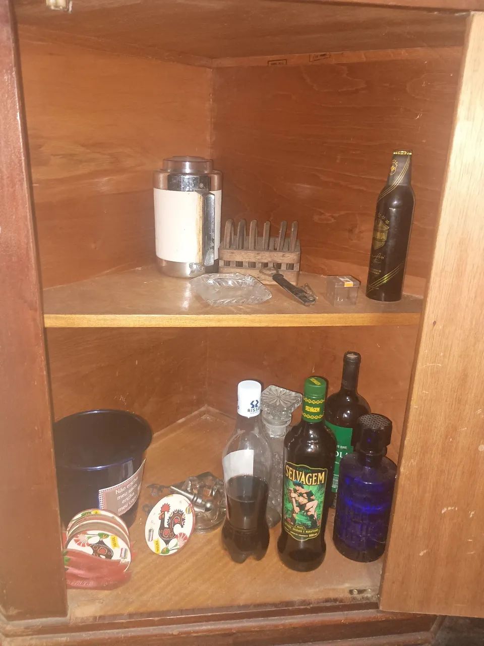 Bar de canto em  madeira, maciça, com espelhos  - Foto 2