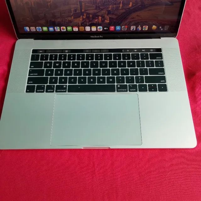 macbook pro 2019 15 pol processador intel i7 ram 16 gb 256 gb