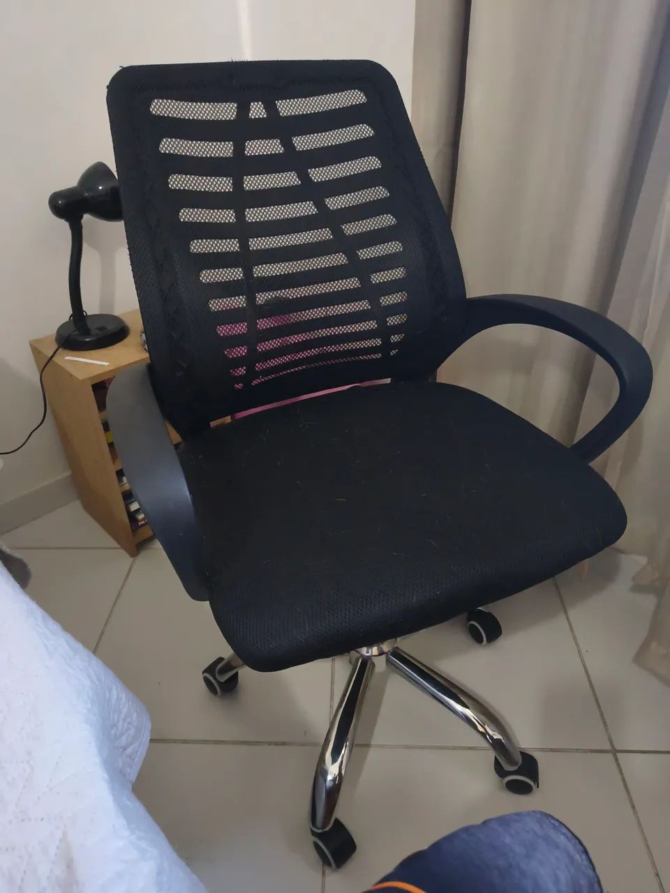 Mesa e cadeira de escritório  - Foto 5