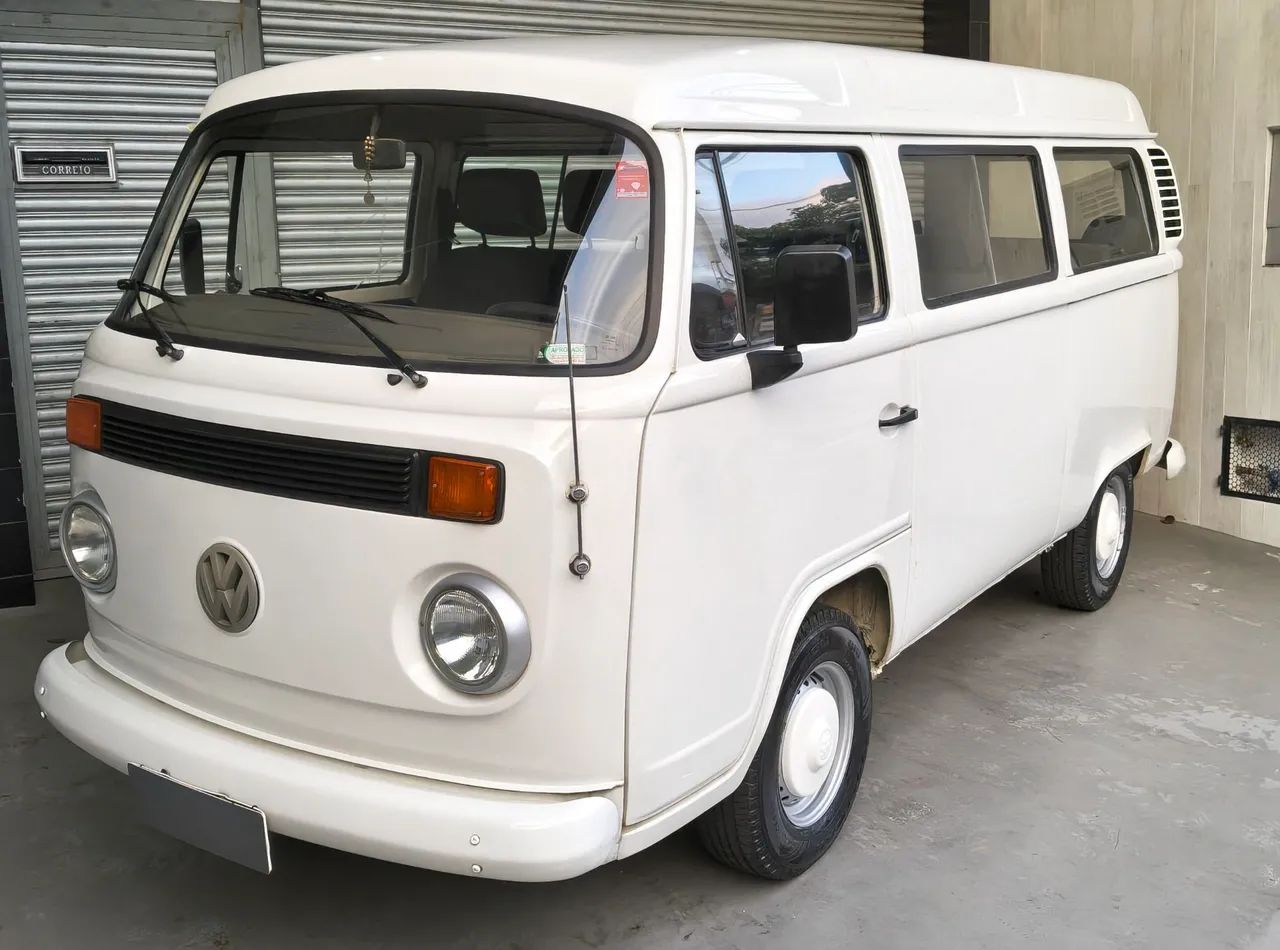 Volkswagen Kombi Standard/ Luxo/ Serie Prata 2005