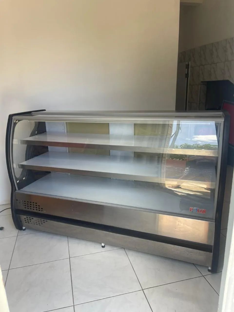 Balcão expositor vitrine e Balcão CAIXA vitrine