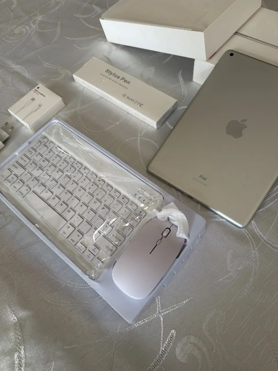 iPad 9 64gb + Pencil + Teclado + Mouse - Envio OLX Pay - Faço Troca e Parcelo 18x - Foto 3