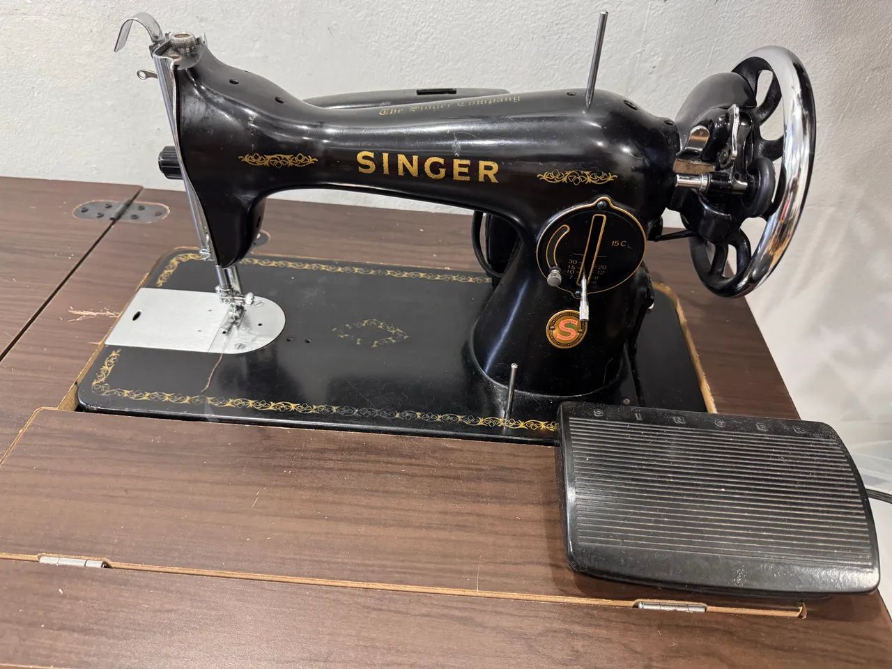 Máquina Singer 15c pretinha  - Foto 3
