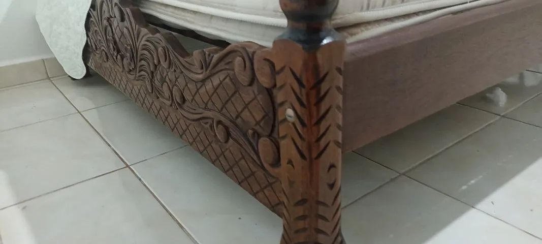 Cama de Madeira