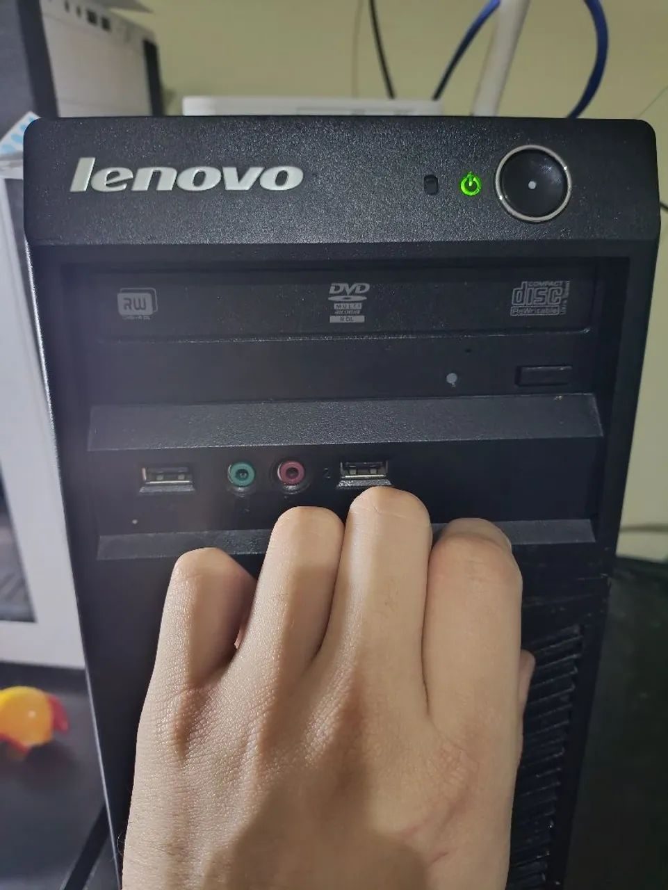 Cpu lenovo I5 4gb 500gb