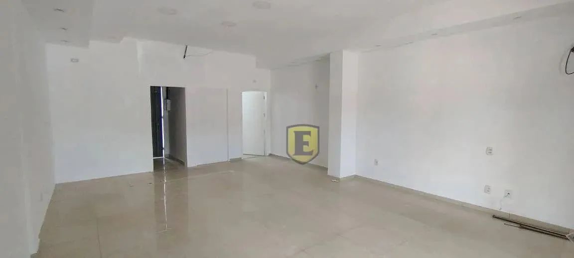 LOCAÇÃO  LOJA  CENTRO COMERCIAL  CALHAU