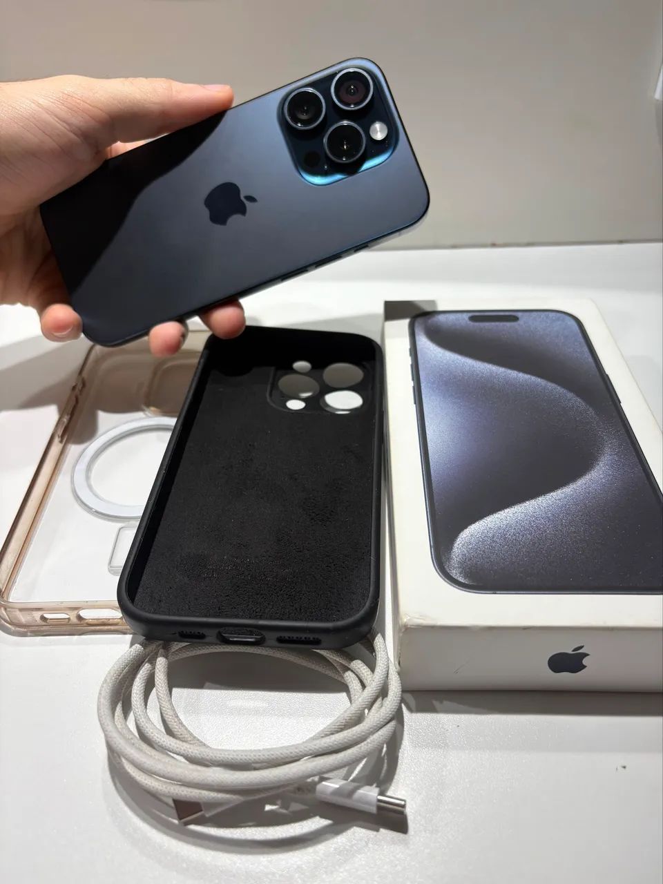 iPhone 15 Pro 256gb - TODO ORIGINAL - Celulares e Smartphones
