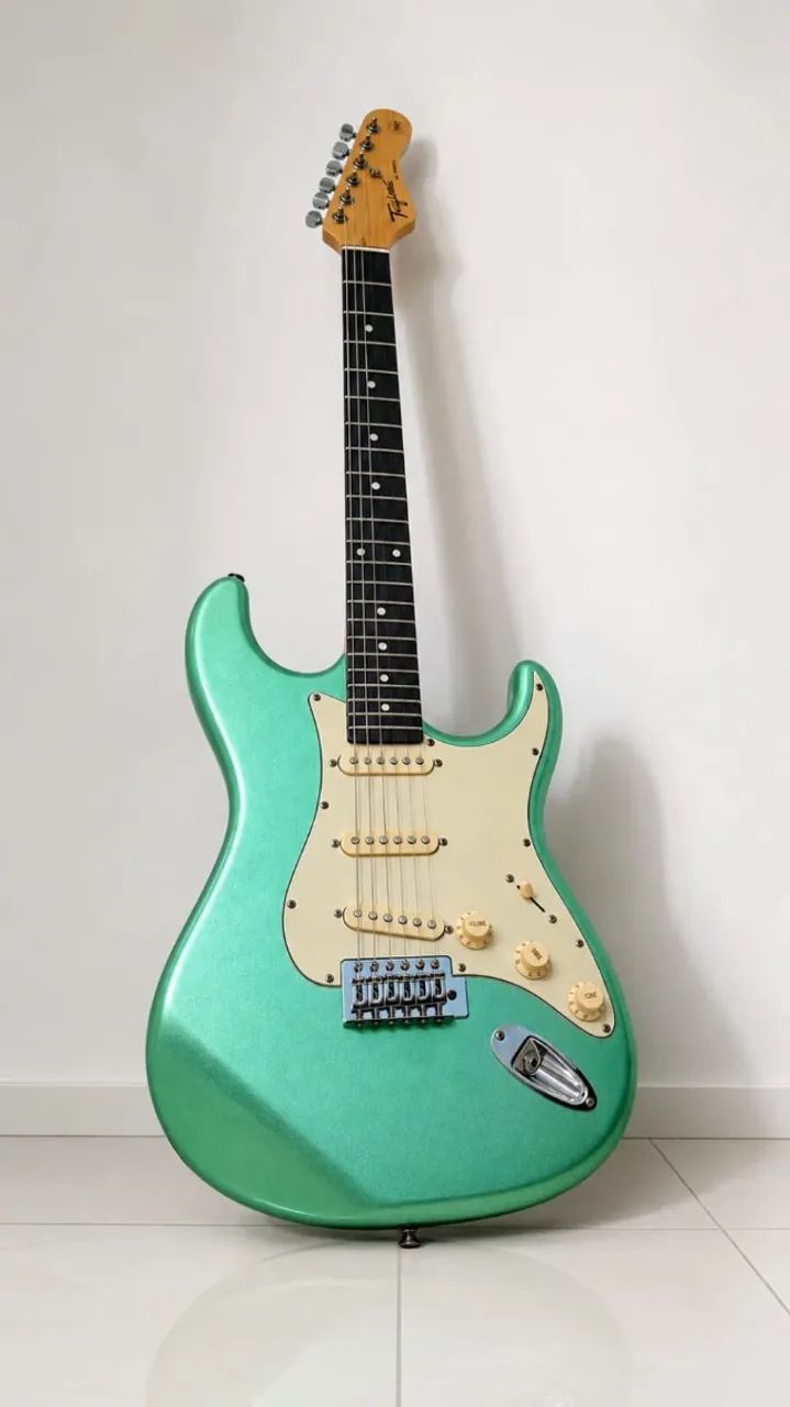 Tagima TG-500
