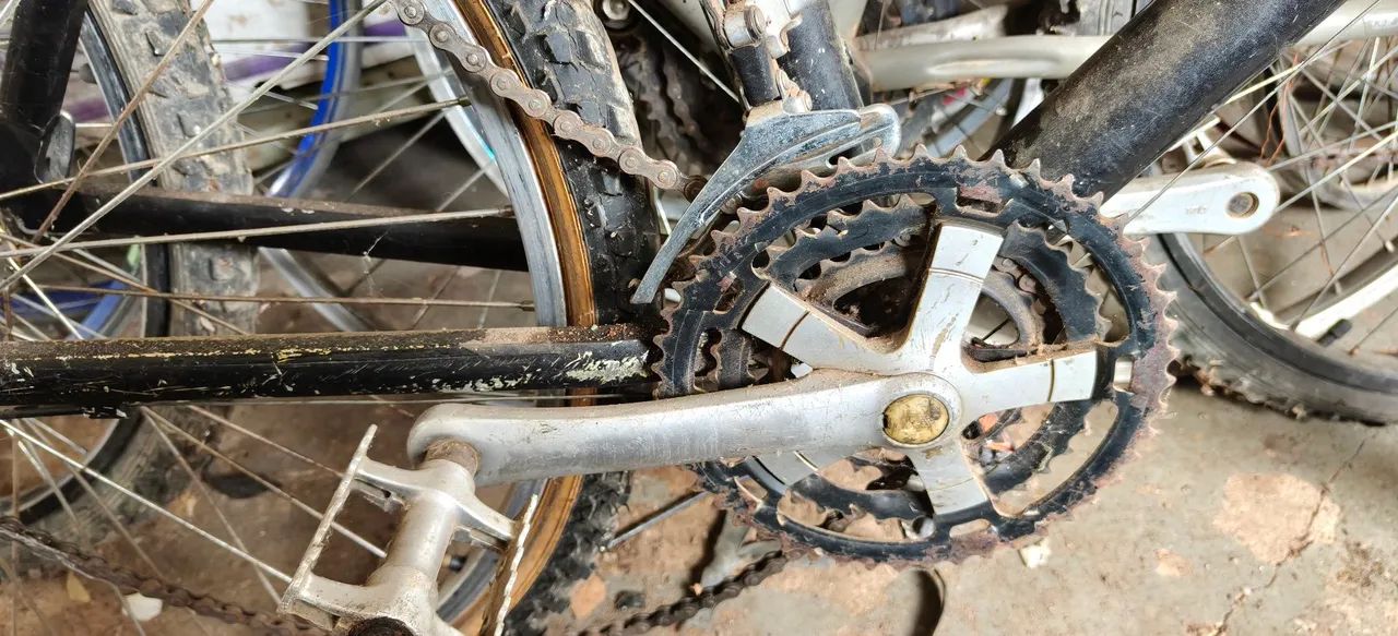 Bicicleta caloi Aluminum Pro, aro 26",  pra reforma - Foto 4