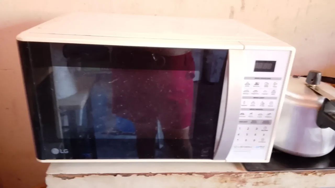 Microndas 30 litros lg 