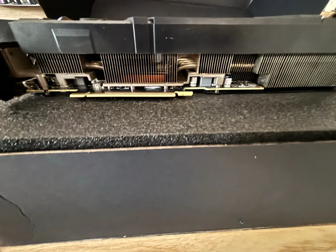 Placa de vídeo RTX 3080 - Estado de Nova - Foto 4