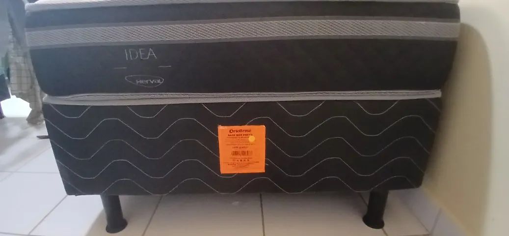 Slightly used single bed468259619221032964