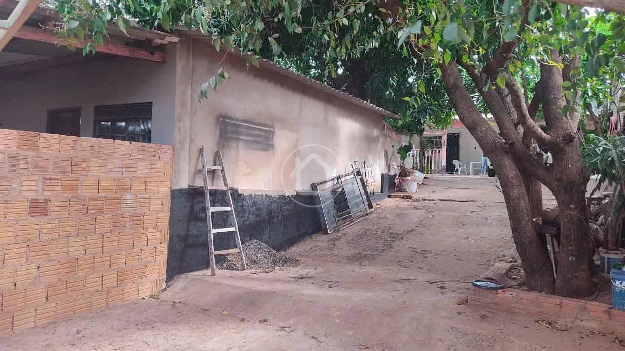TERRENO COM 2 CASAS NO JARDIM - Foto 3