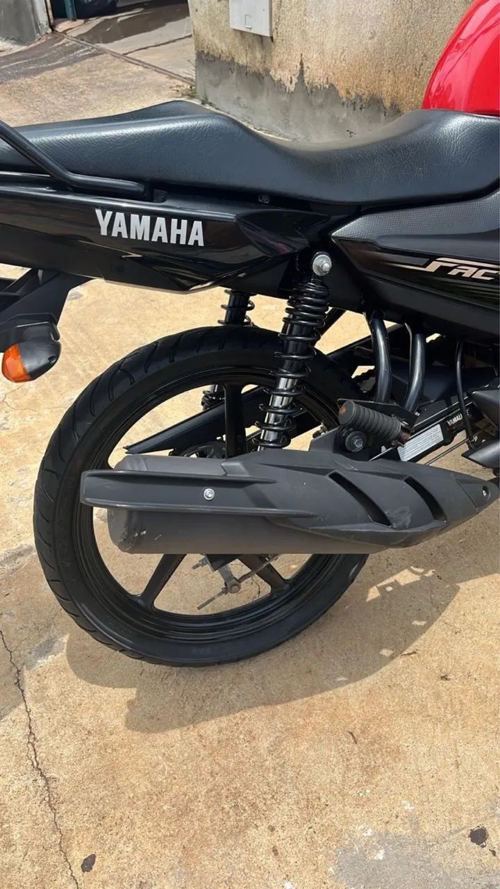 YAMAHA YBR 125i factor - Foto 2