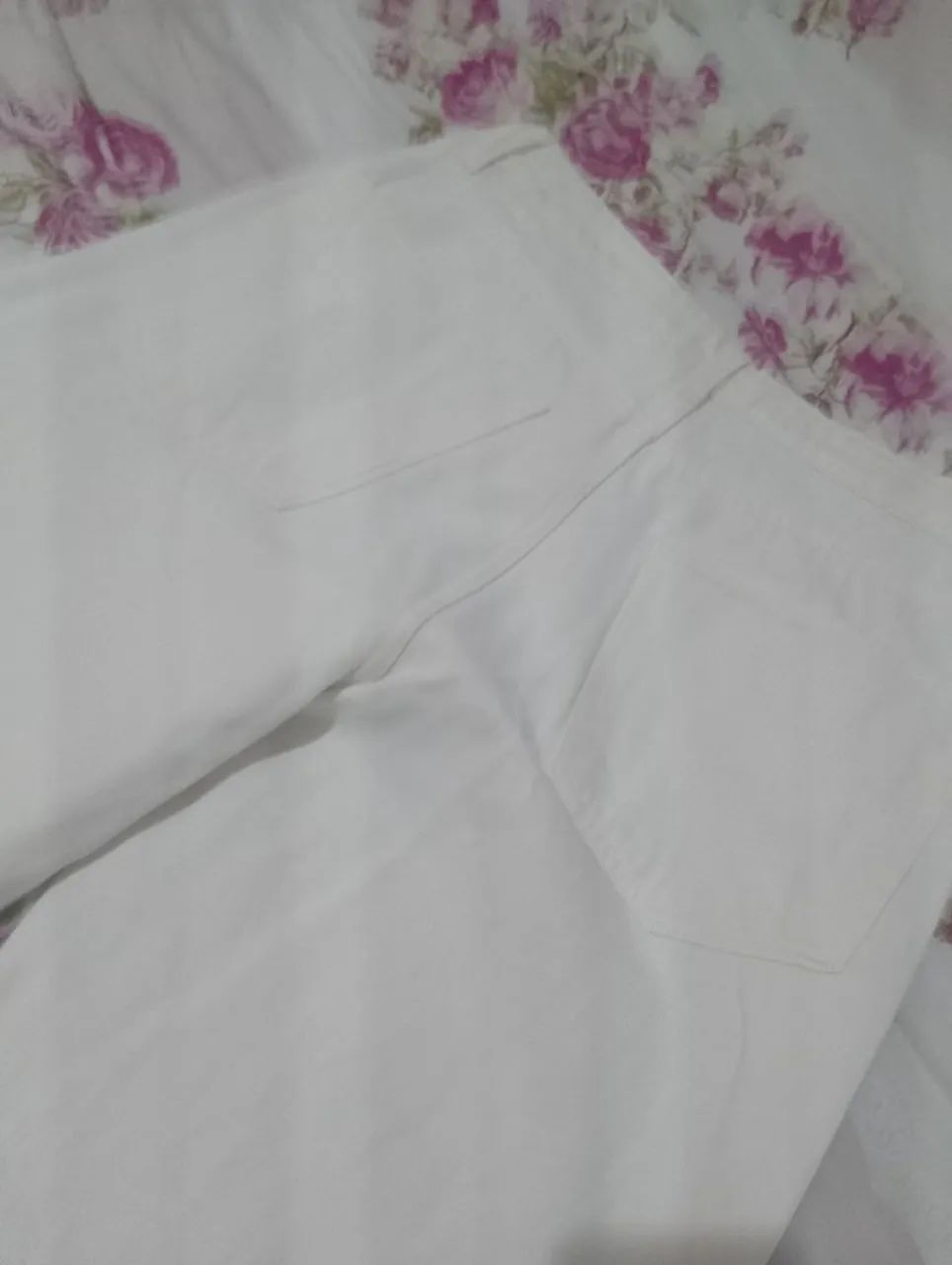 Calça branca  - Foto 2