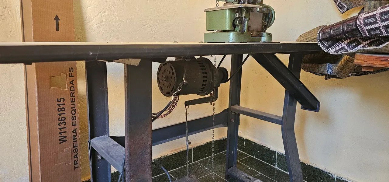 Máquina de costura - Foto 2