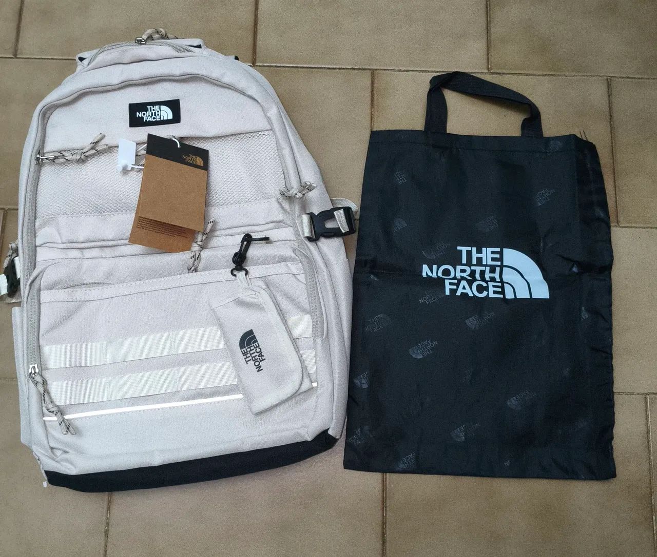 Mochila the north face bege