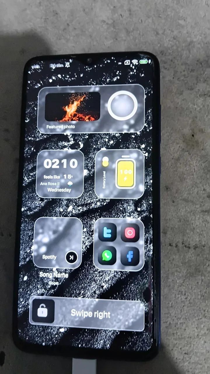 Celular Com DEFEITO!!